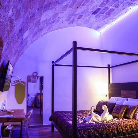 The Bridge Suites グラヴィーナ・イン・プーリア エクステリア 写真