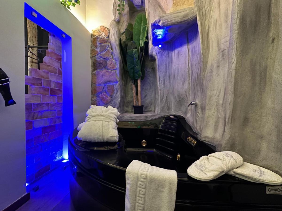 The Bridge Suites グラヴィーナ・イン・プーリア エクステリア 写真