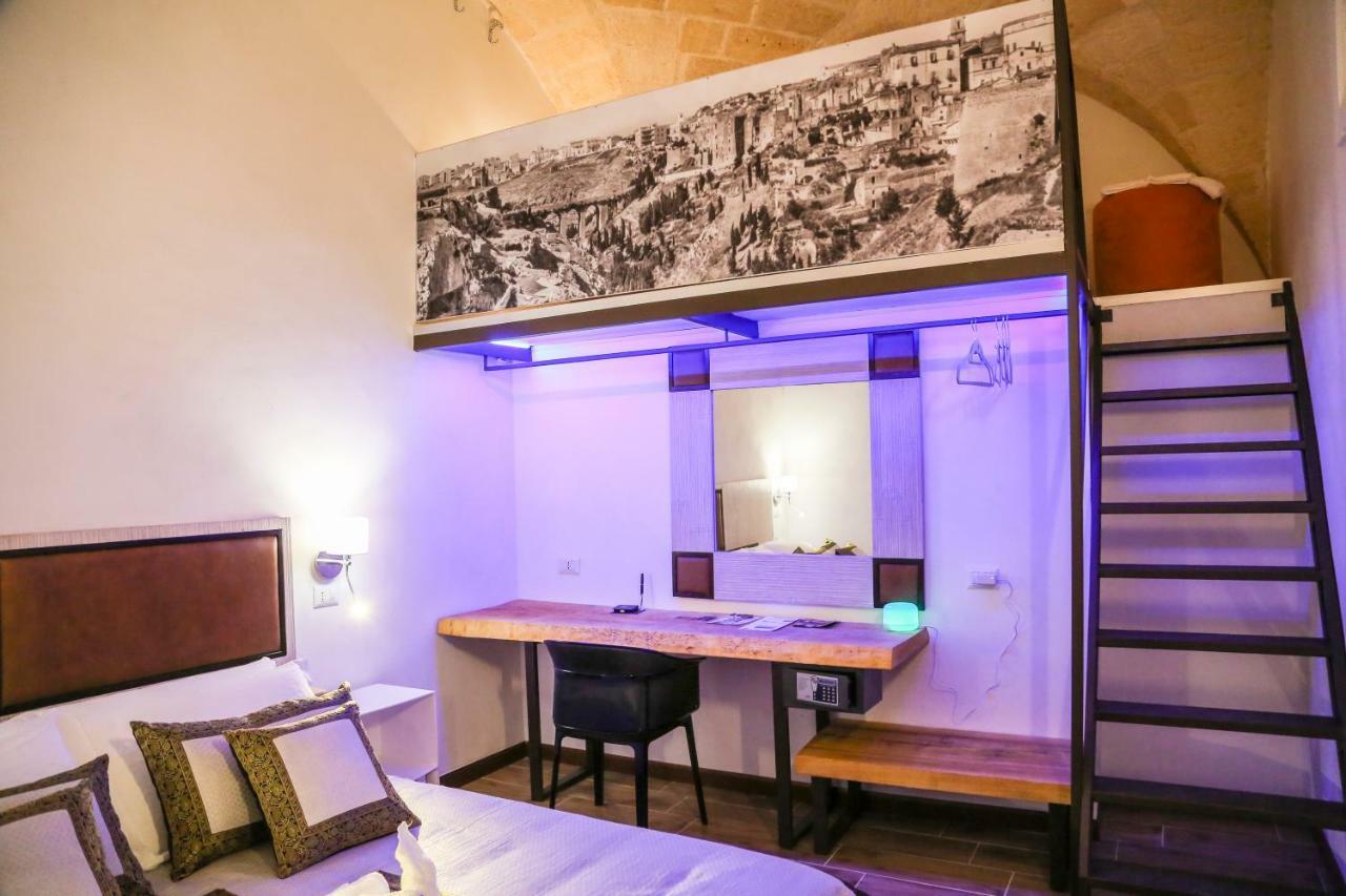 The Bridge Suites グラヴィーナ・イン・プーリア エクステリア 写真